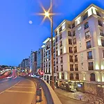 酒店 拉雷利转角酒店 3*